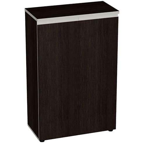 Шкаф широкий средний закрытый